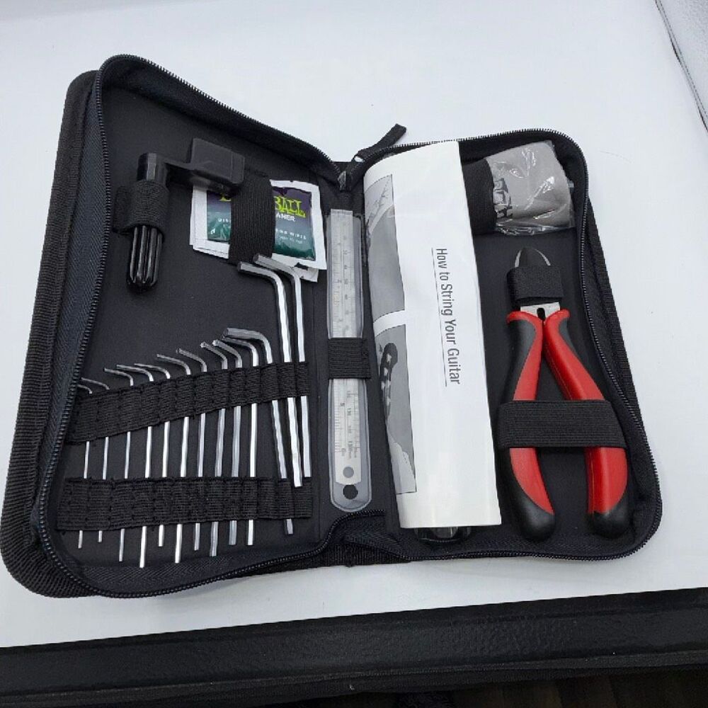 ERNIE BALL Musician’s Tool Kit